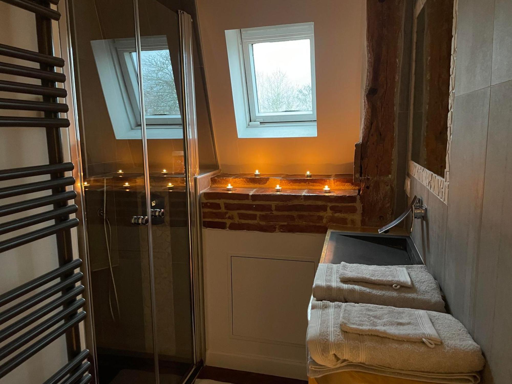 L'Antre Vue - Jacuzzi Au Chateau Belberaud Exteriér fotografie